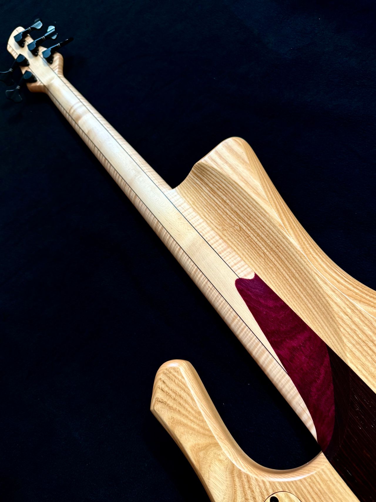 MG Fretless 5 strings-2
